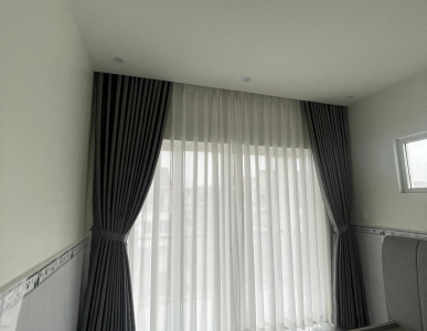 Rèm cuốn văn phòng hạng A