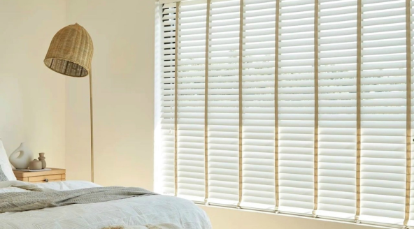 Lắp đặt rèm cầu vồng phòng ngủ